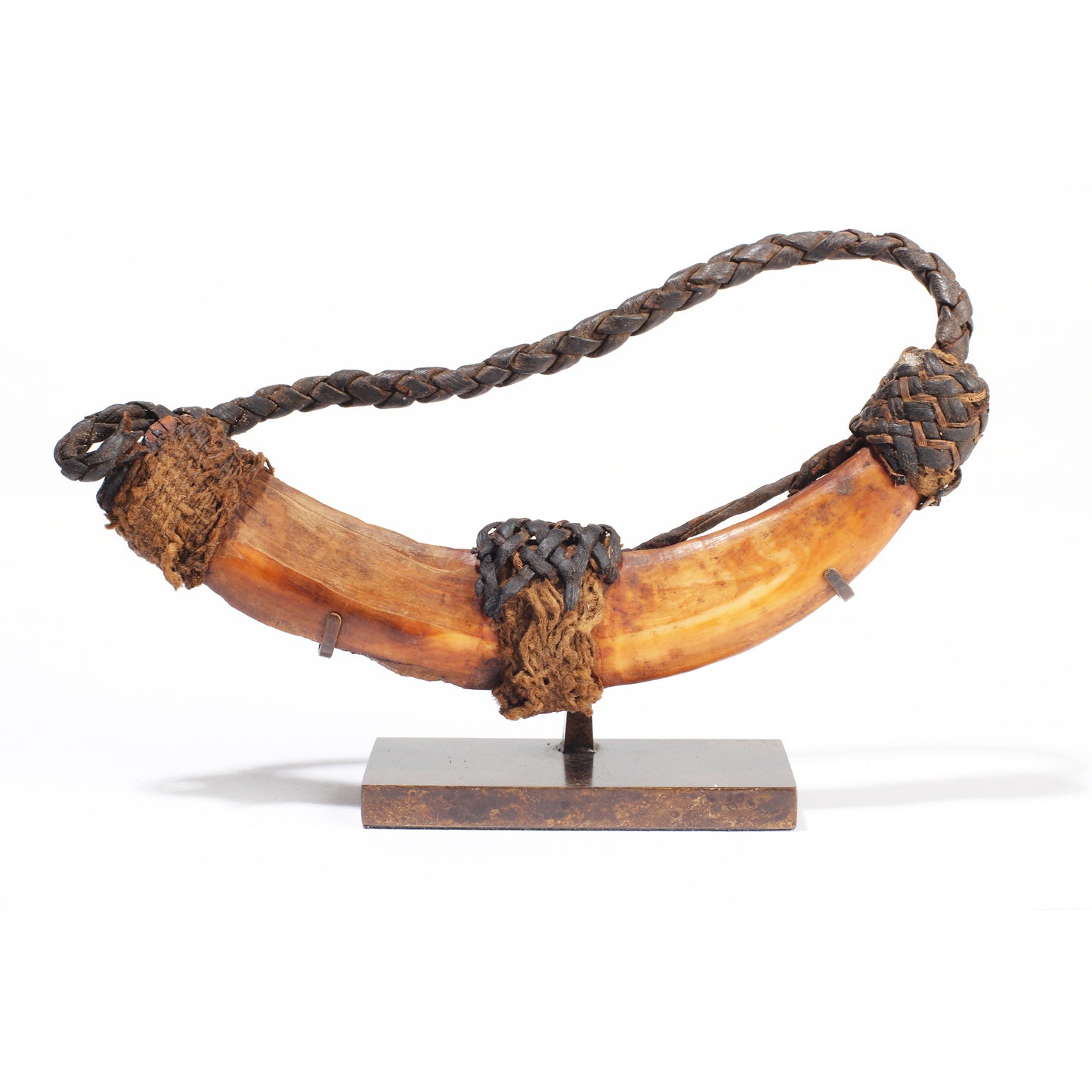 Burkina Faso, Lobi Warzenschwein-Stoßzahn Schmuck, Agnes Lefebvre, 13 cm