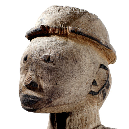 Sudan, Bongo, wooden sculpture from Kwanja Gete, Multi-provenance, 172,5 cm
